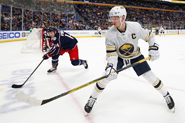 欧冠杯16强次回合｜ 球迷无声抗议中赢球 国米续捍卫意甲荣耀